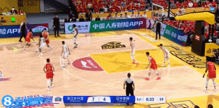 抓好开局！朱俊龙空位三分把握住&奈特抢断反击再造杀伤打停辽宁