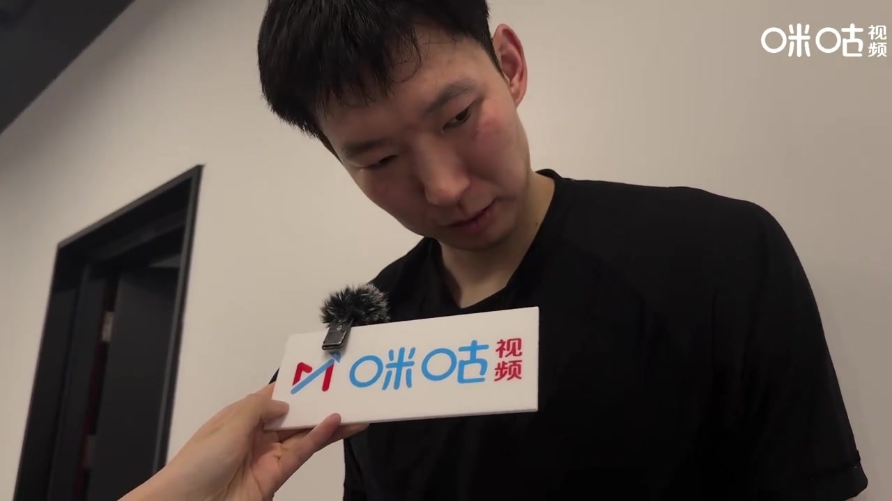 北京全场16次失误！周琦：球队在关键时刻处理球还是有点犹豫
