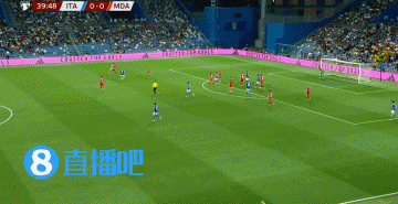 意大利打破僵局！拉斯帕多里禁区前沿抽射破门